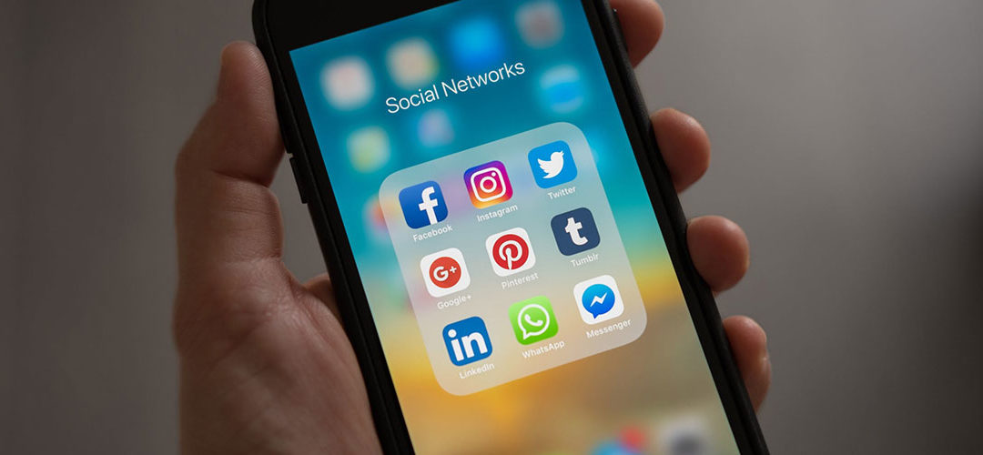 Hva skjer med Facebook og Sosiale Media